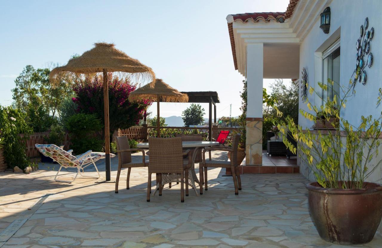 Hotel Cortijo De Salia Alcaucín Pokój zdjęcie