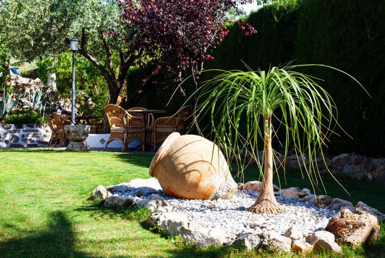 Hotel Cortijo De Salia Alcaucín Zewnętrze zdjęcie