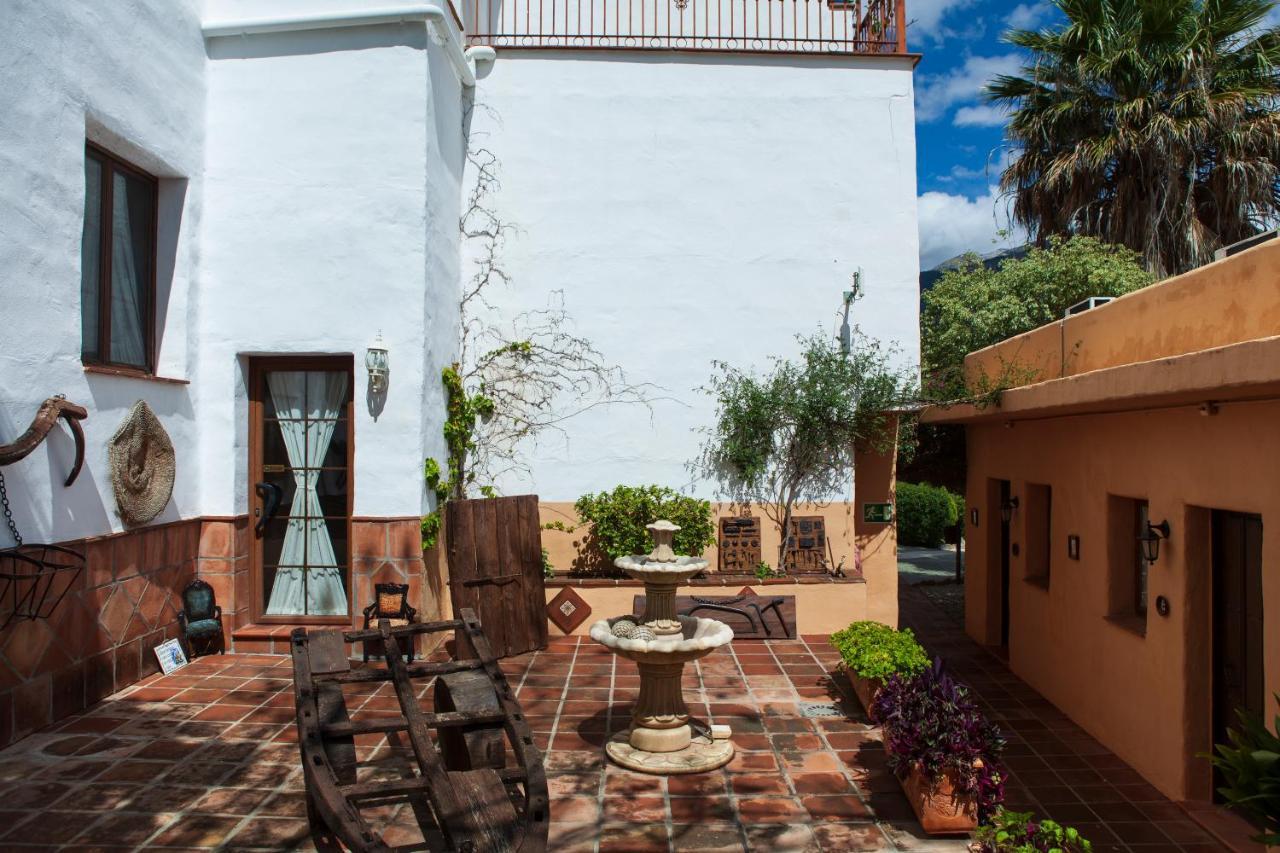 Hotel Cortijo De Salia Alcaucín Zewnętrze zdjęcie